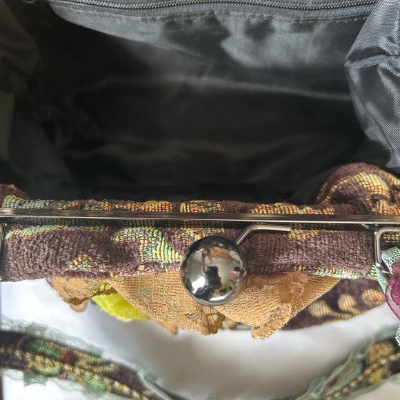 Floral Handbag - Picture 3 of 4